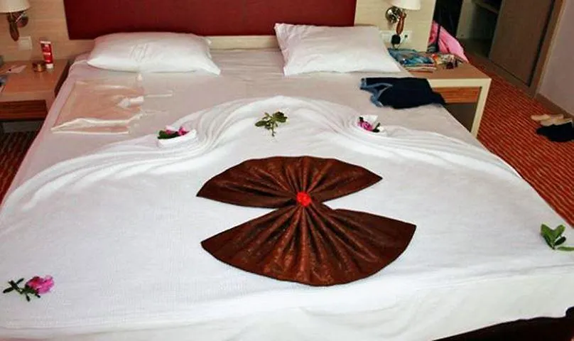 Gold Apart Hotel Kusadası 3*,